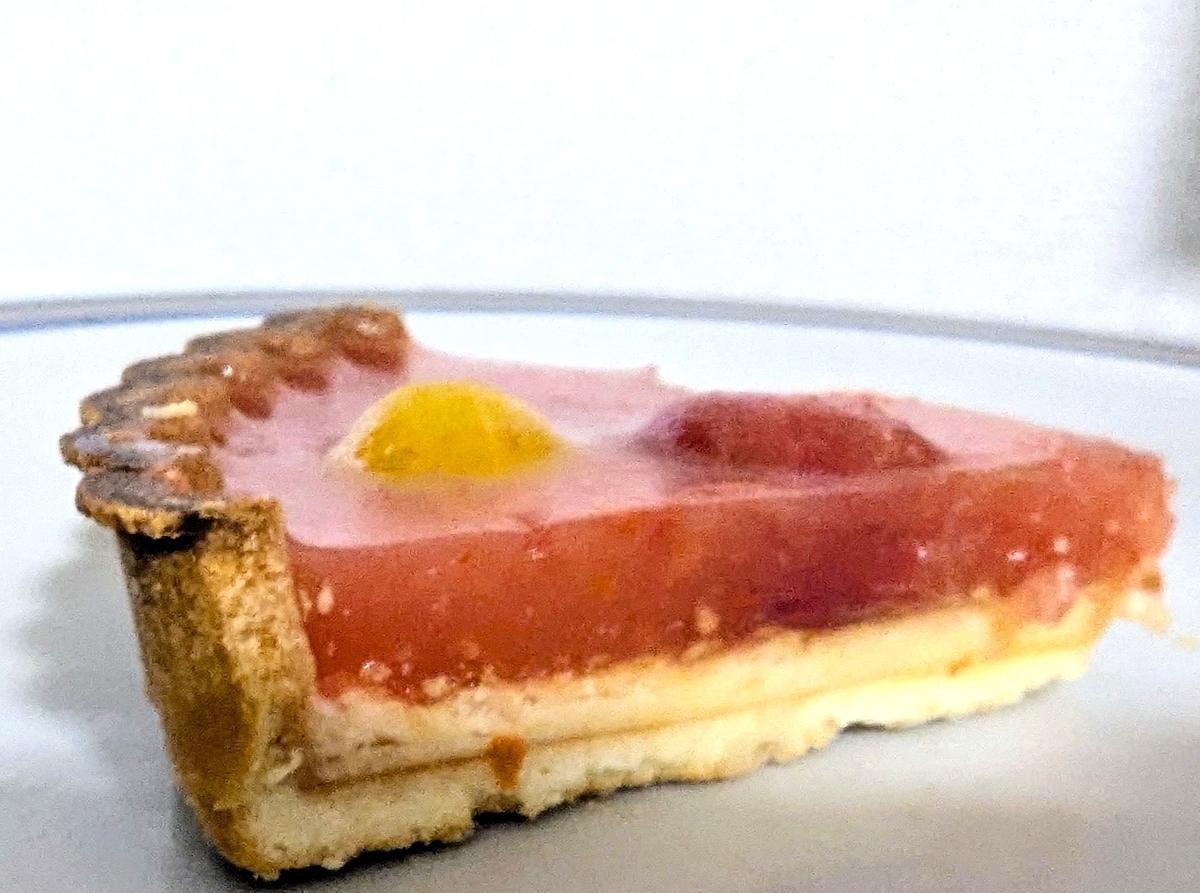 トマトピクルスとトマトゼリーのタルト