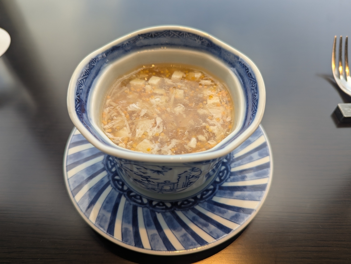 プチプチ食感が楽しい、とびっこと豆腐のとろみスープ