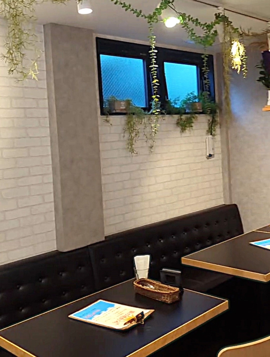 府中本町 医食屋nobuのテーブル席