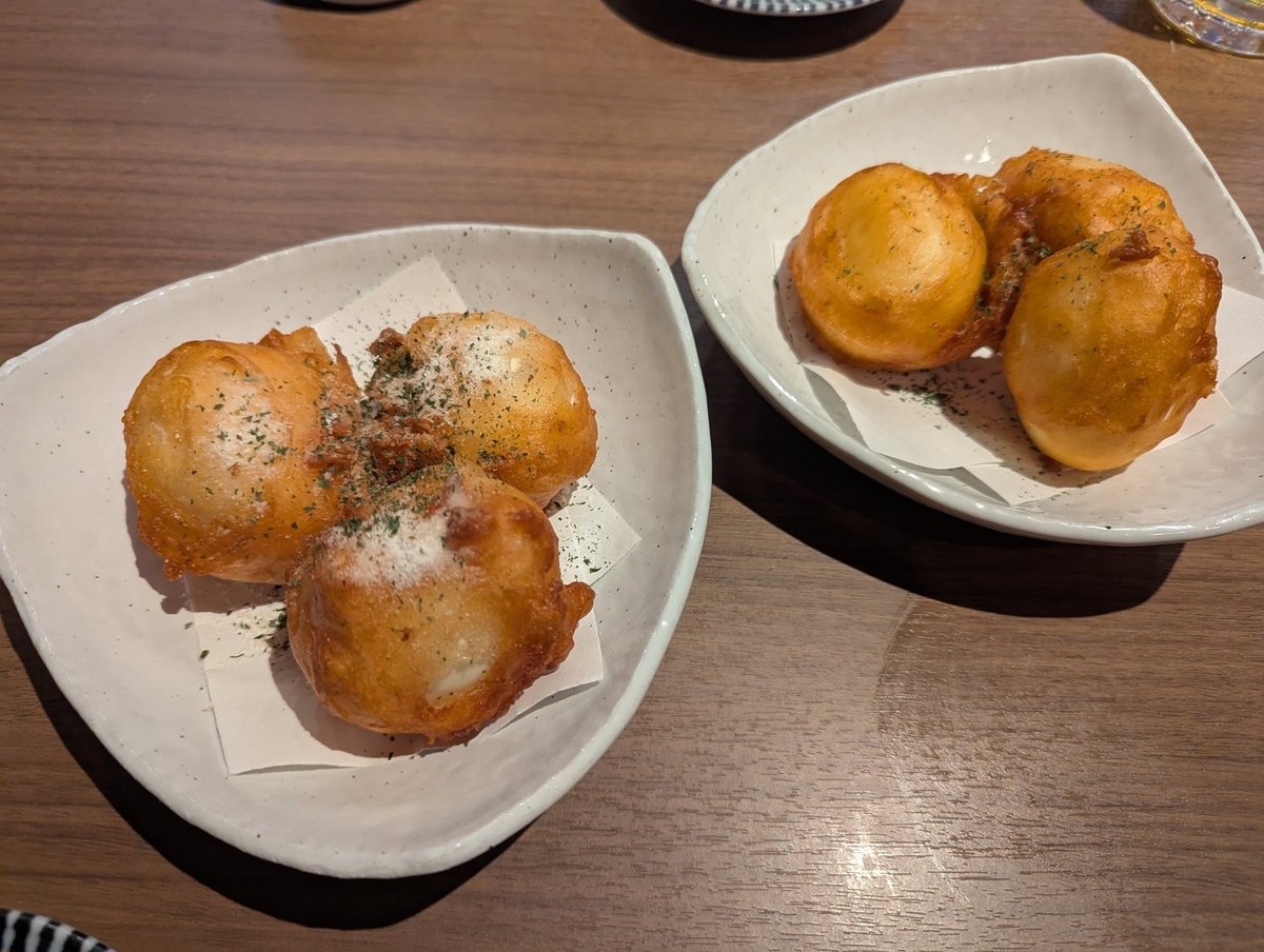 殻YABURIの看板メニュー「からたま（たまごのから揚げ）」3個盛り