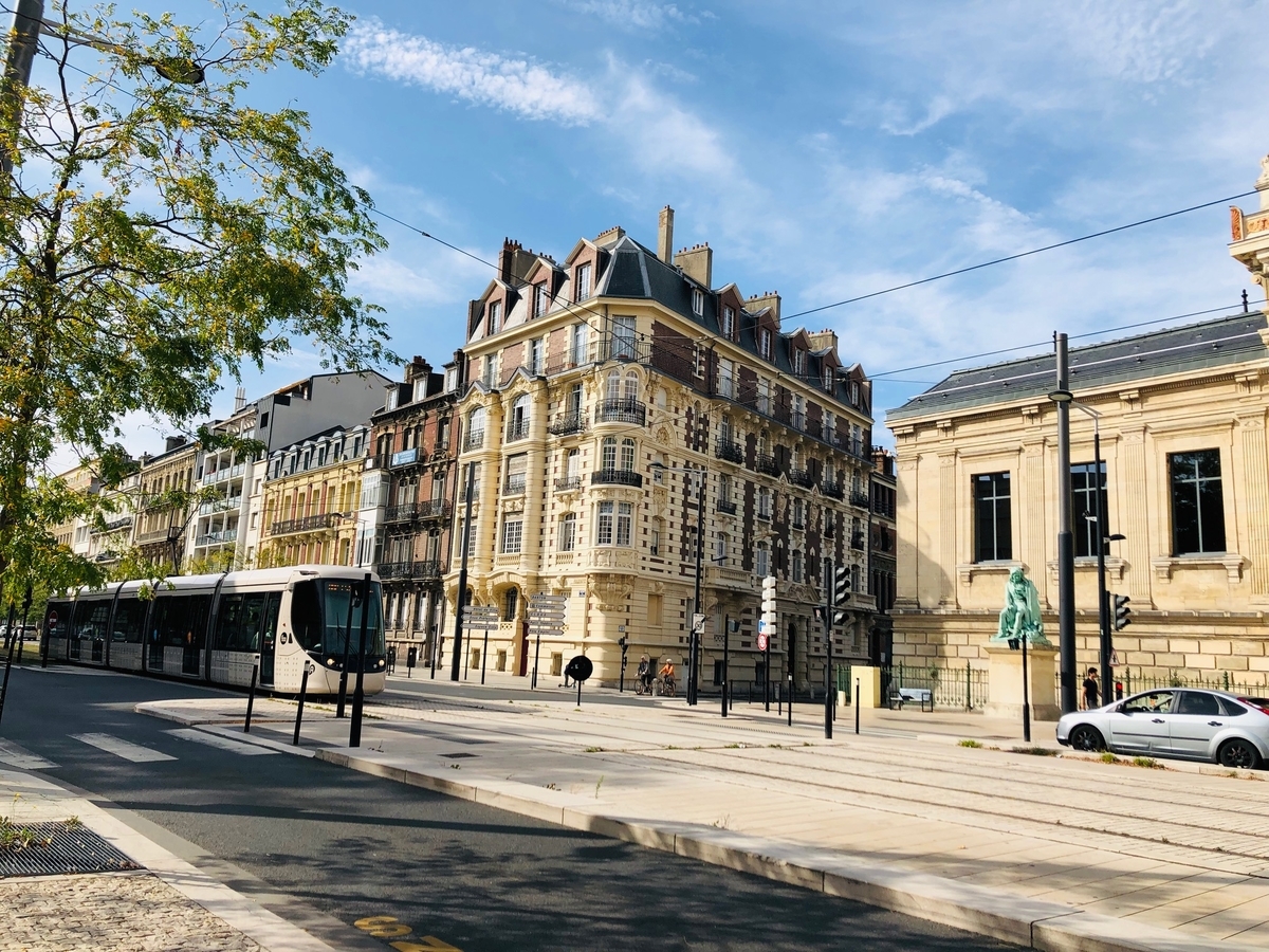 フランスでの学生生活 フランス田舎町での生活 フランスでの学生生活 フランス田舎町での生活