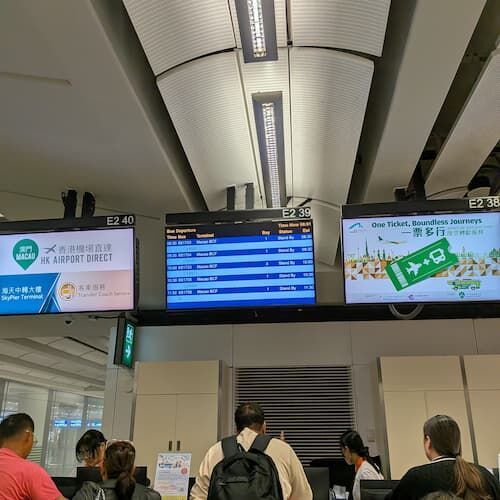 香港国際空港E2マカオ行きバスカウンター
