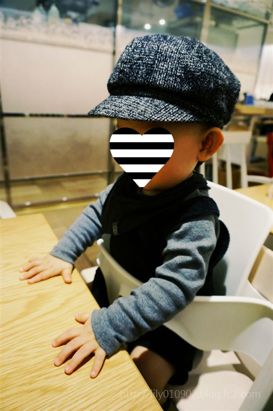 Latte Chano Mama 新宿伊勢丹に出来たおしゃれな親子カフェ 君の手を離す日