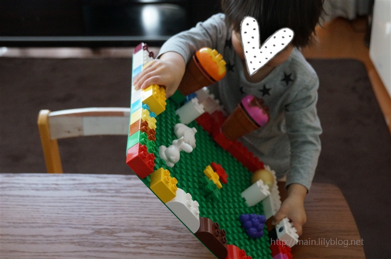 保存版 レゴデュプロの遊び方 ブロックを使って新しいおもちゃを作る方法13選 君の手を離す日