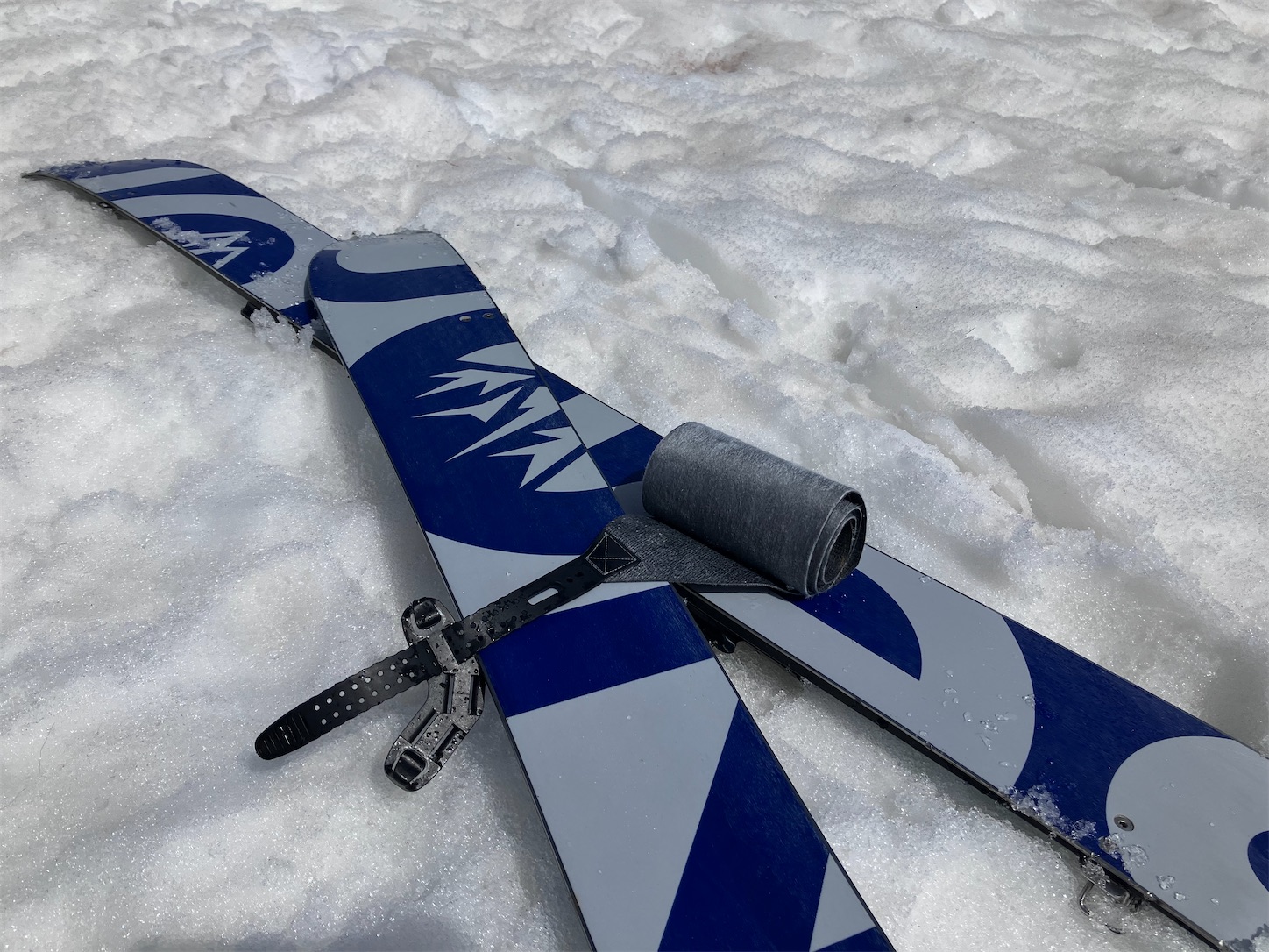 スプリットボード用クライミングスキンのメンテナンス】 - NICE DAY blog