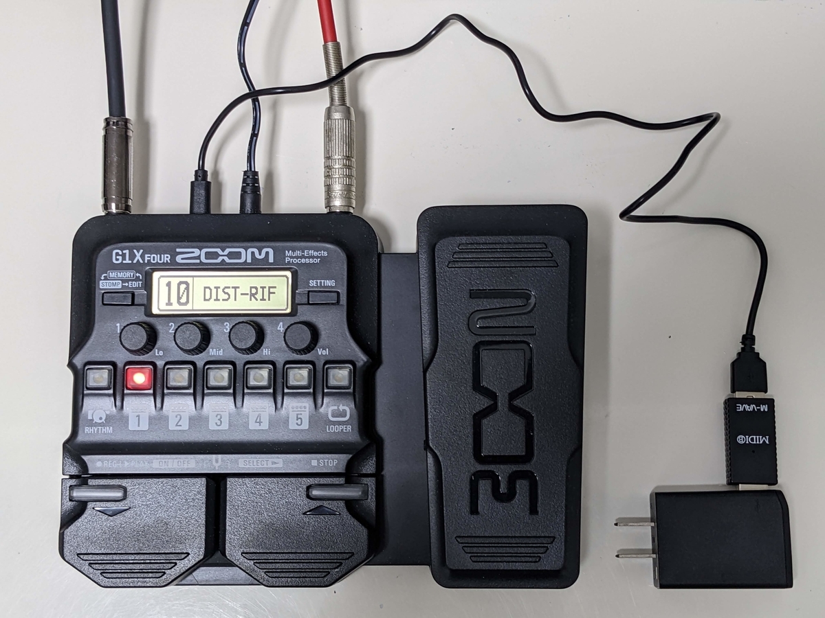 ZOOM G1X FOUR箱　ケーブル付き ZOOM G1X FOUR箱 ケーブル付き ZOOM G1X FOUR箱 ケーブル付き