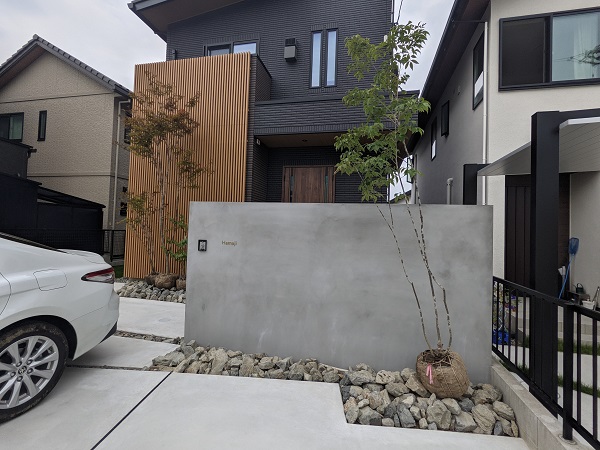 暑さが和らぎ植栽開始です 一条工務店の家 おしゃれな外構デザインスタジオリム名古屋 愛知 暑さが和らぎ植栽開始です 一条工務店の家 おしゃれな外構デザインスタジオリム名古屋 愛知