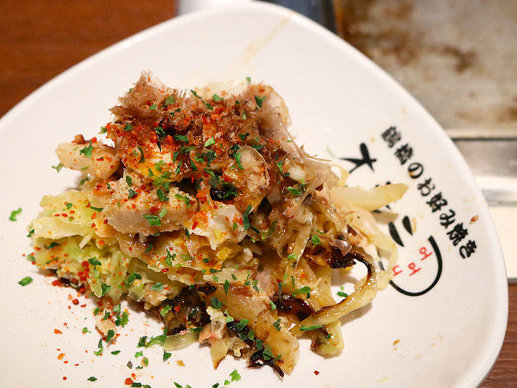 お好み焼きってこんなフワッフワな食べ物だったのかよ 大阪から東京進出した名店 オモニ で衝撃を受けた ぐるなび みんなのごはん お好み焼きってこんなフワッフワな食べ物だったのかよ 大阪から東京進出した名店 オモニ で衝撃を受けた ぐるなび みんなのごはん