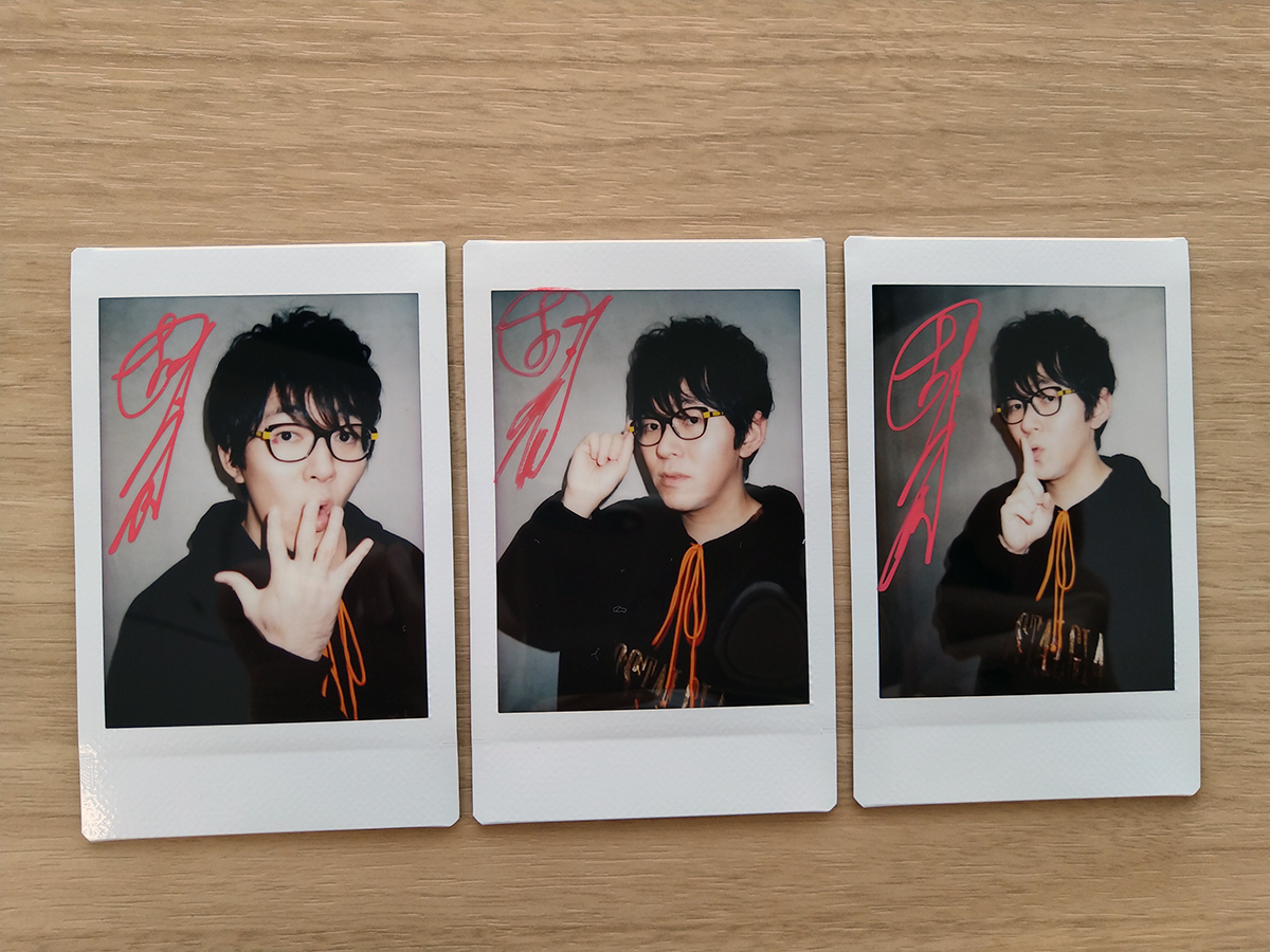 Twitterプレゼント 小野友樹サイン入りチェキが3名様に当たる Artist Fanのwebマガジン Fanthology