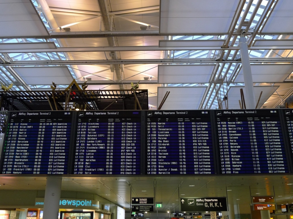 ミュンヘン空港 シェンゲン協定内セネターラウンジ滞在記 ミューズリーがおいしい Muc Lh Senetor Lounge 乗り物に乗りたい 食べたい 飲みたい