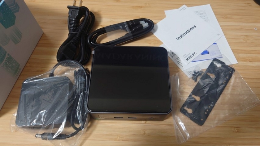 【T8 PLUS ミニPC／新品未使用・中身確認のため開封のみ】 極小手のひらサイズ「T-BAO T8 Plus」ミニPC発売! IntelN100搭載