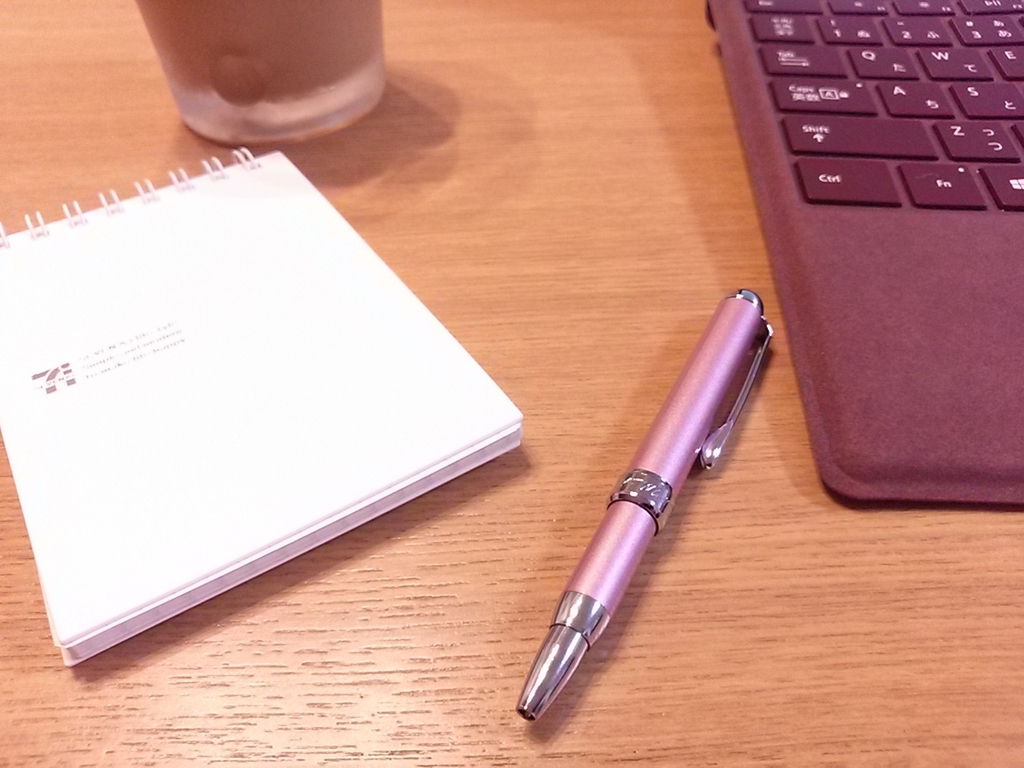 文房具】携帯用ボールペンの最適解 - 共働きウーマンの美味sysログ