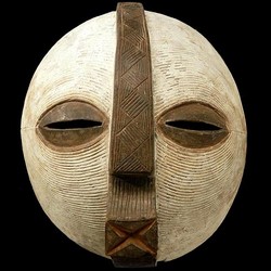 ルバ族の仮面