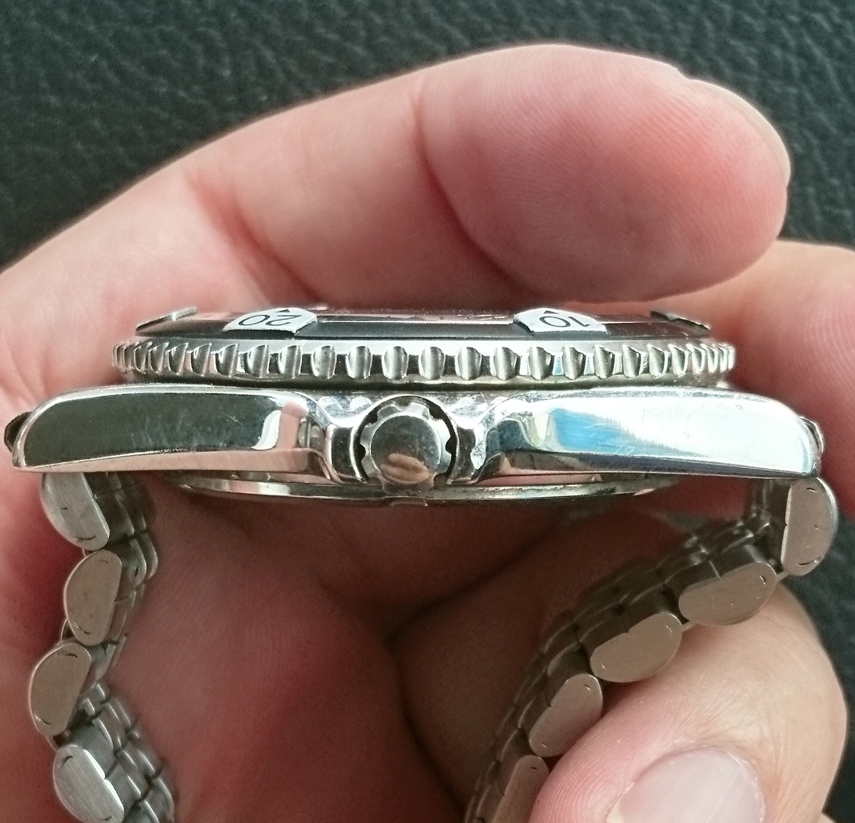 CITIZEN 2854-269471 SPORTEダイバー 】癖の強いデザインは癖になる