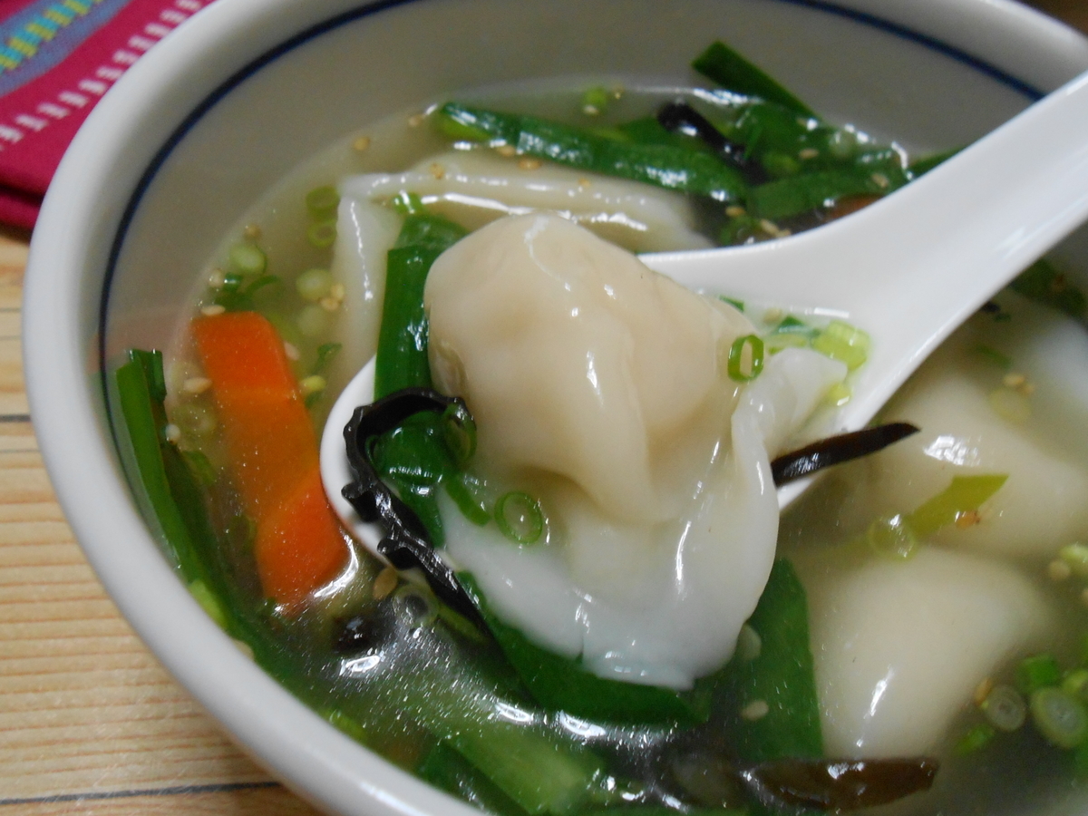簡単 市販の冷凍 大阪王将 ぷるもち水餃子を使って中華スープの作り方 レシピ 元洋食屋コック 赤いライジングスターのおいしいご飯の作り方 簡単 市販の冷凍 大阪王将 ぷるもち水餃子を使って中華スープの作り方 レシピ 元洋食屋コック 赤いライジングスターのおいしいご飯の作り方