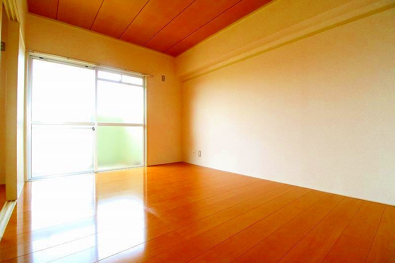 f:id:llcnagomi:20180910113440j:plain f:id:llcnagomi:20180910113440j:plain