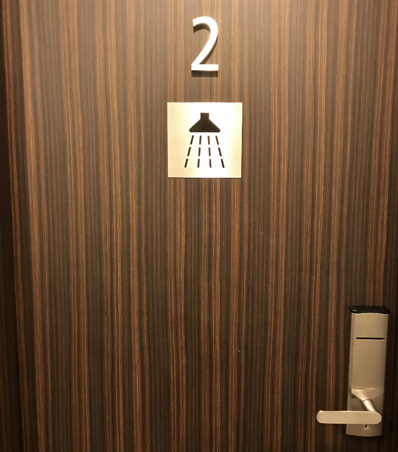 カンタス航空ラウンジシャワールーム カンタス航空ラウンジシャワールーム