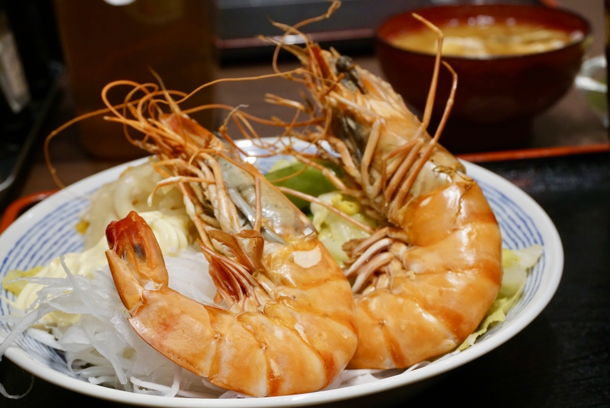 豊洲の 米花 2色 そぼろ 炒り卵 丼 茹で海老他 美味しいもの食って写真撮って あとで振り返ってのブログ