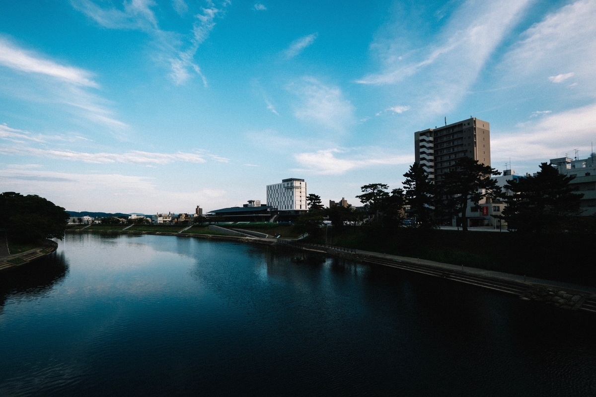 東岡崎　乙川
