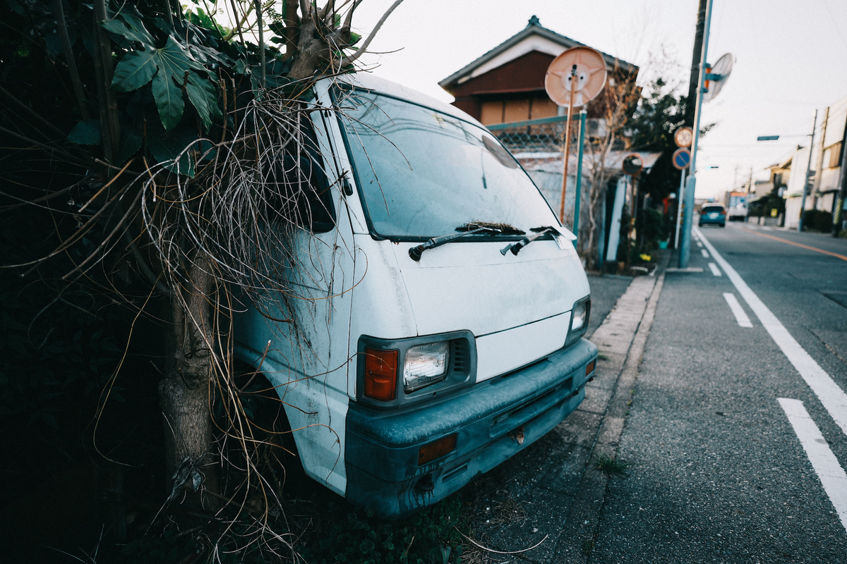 日常写真】α7IVにSEL20F18G。なんかいいかも。 - 変デジはてな支所