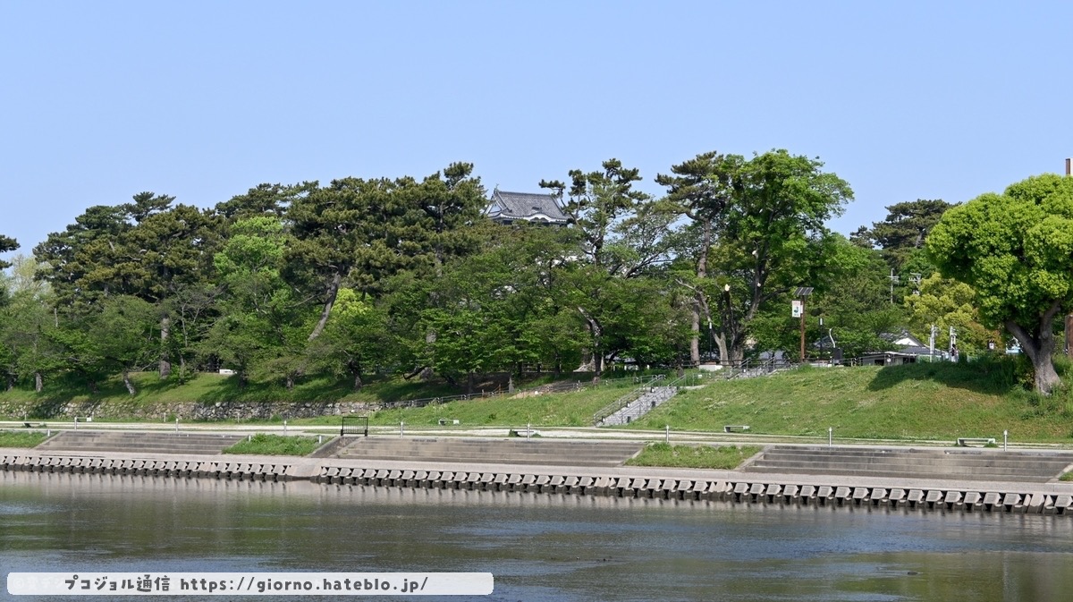 岡崎城