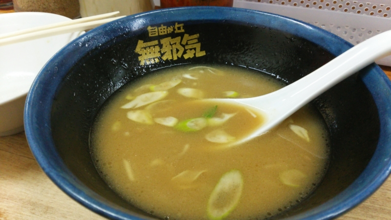 無邪気(自由が丘)で深夜ラーメン！冬の至福の時間！世田谷草野球ロス