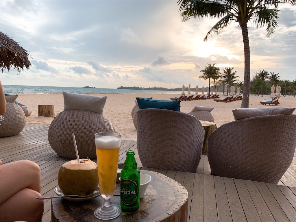 f:id:lotus_times:20191006114827j:plain alt="happy hour"