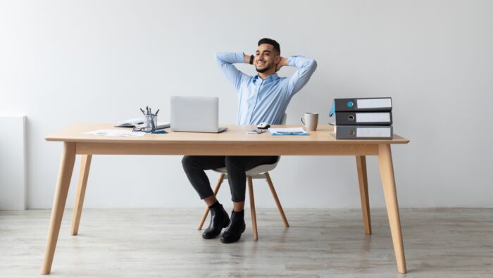  好きだけど別れる男性心理は？好きすぎて別れる彼の本音13選！  