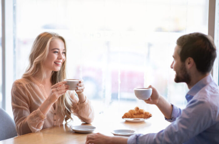 AB型女性が好きな人にとる態度とは？本命の男性への態度を徹底解説