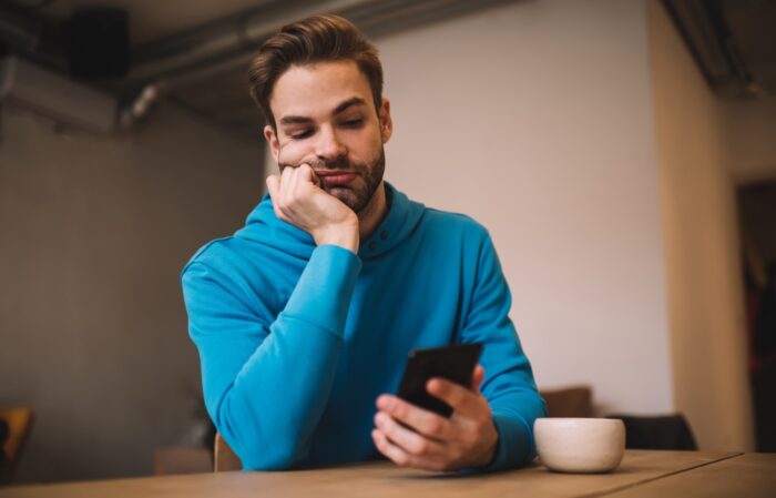 いい感じだったのに連絡がこない男の心理とは？連絡が途絶えた理由と対処法を解説！