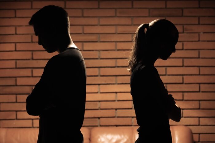 「別れ方で人の価値がわかります」と言われる理由は？別れ際の本性を男女別に解説！