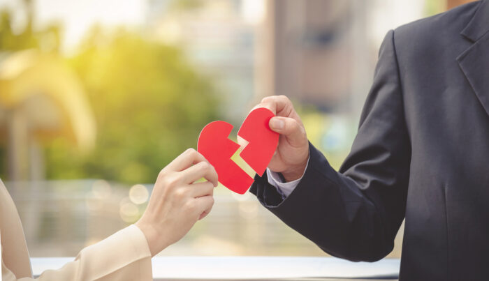 頭から離れない人に会いたい心理!相手も同じ気持ち?テレパシーを送ってる?