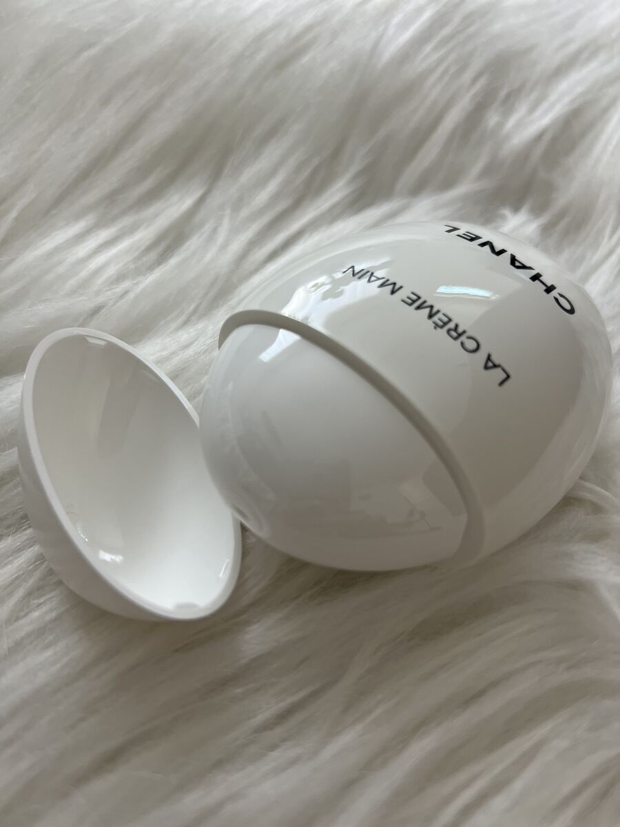 母の日に　CHANEL　ハンドクリーム　プレゼント仕様 母の日にシャネルのハンドクリーム (CHANEL ラ クレーム マン
