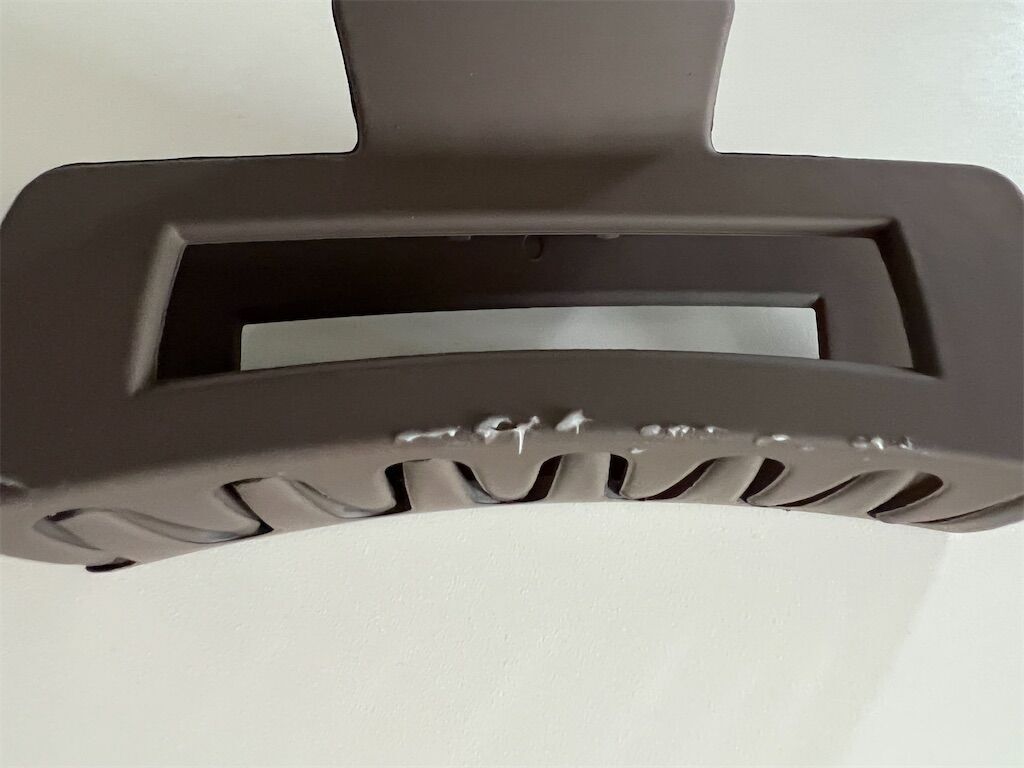 SHEIN ヘアークリップの不良品？