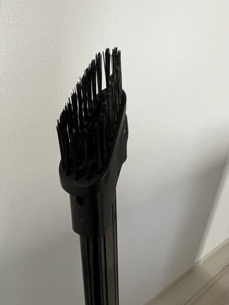 付属のブラシ コードレス掃除機