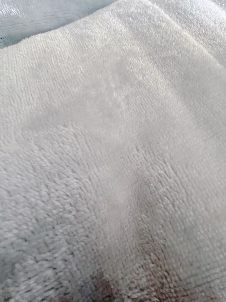 内側 そのまま使える吸湿発熱掛け布団　シングル