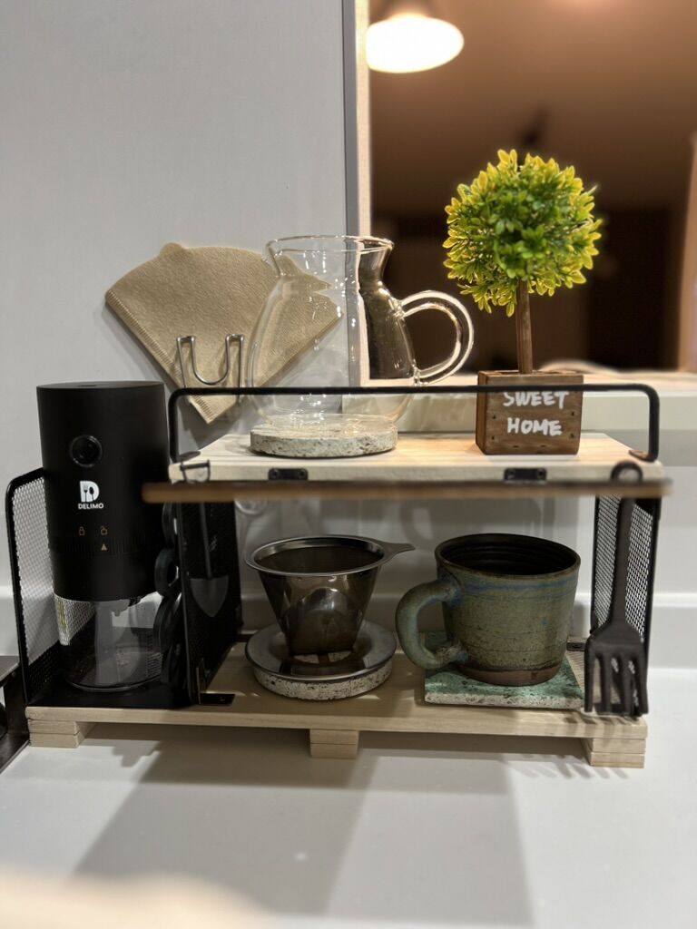 カフェコーナー 扉の中
