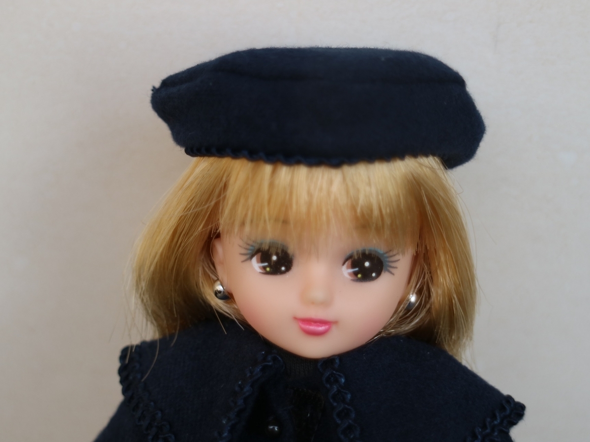 リカちゃんxGalumドレスコレクション‐12 ケープスリーブコート