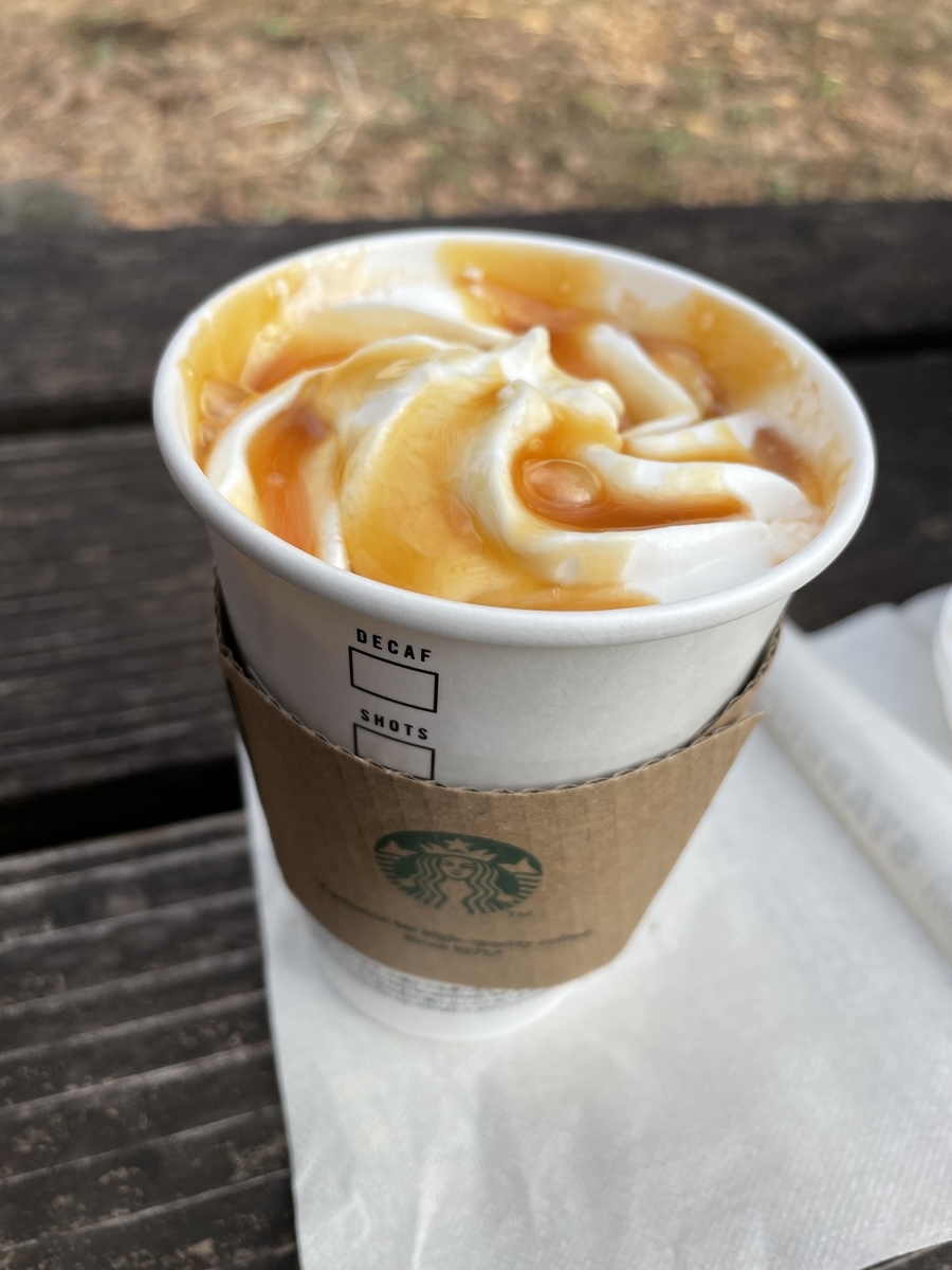 スタバ カフェ イン レス