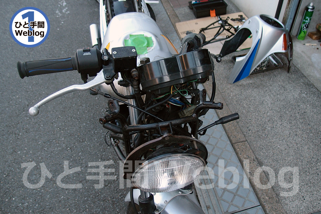 CBX125Fのレストアを開始。定石のエンジンからではなく、ダメージの