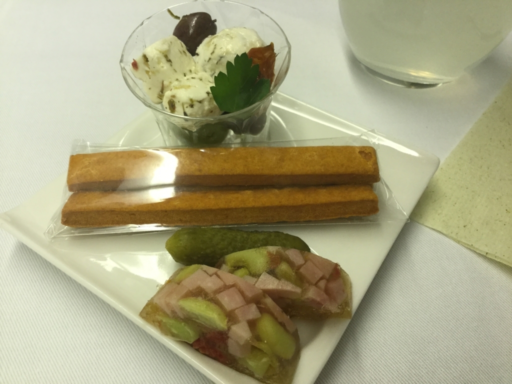 f:id:lucamileagelife:20171225034402j:plain f:id:lucamileagelife:20171225034402j:plain