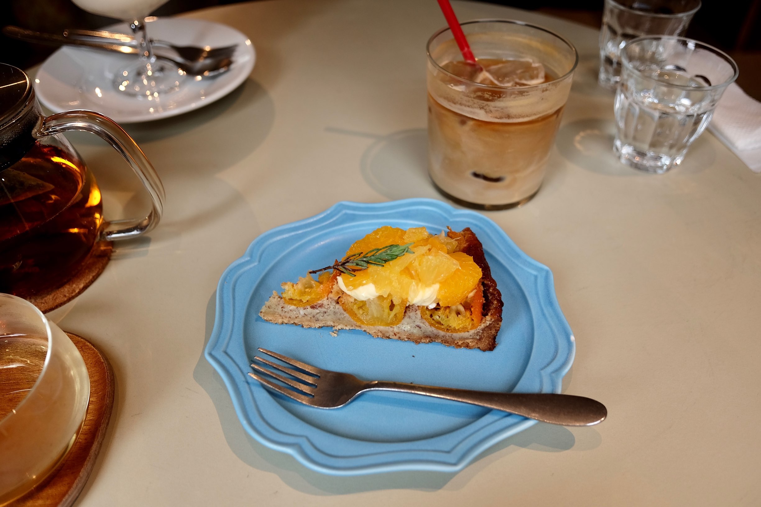 CAFE POE（カフェポー）で、さくらパフェと柑橘のタルト@茅ヶ崎 - たべのみくらし