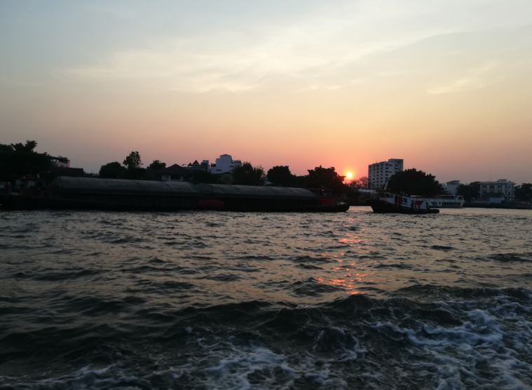 f:id:luna3018:20190302215837j:plain