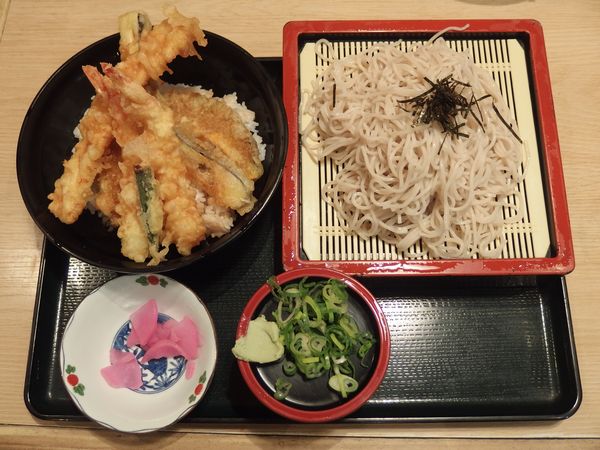 f:id:lunarcarrier:20191023114520j:plain f:id:lunarcarrier:20191023114520j:plain