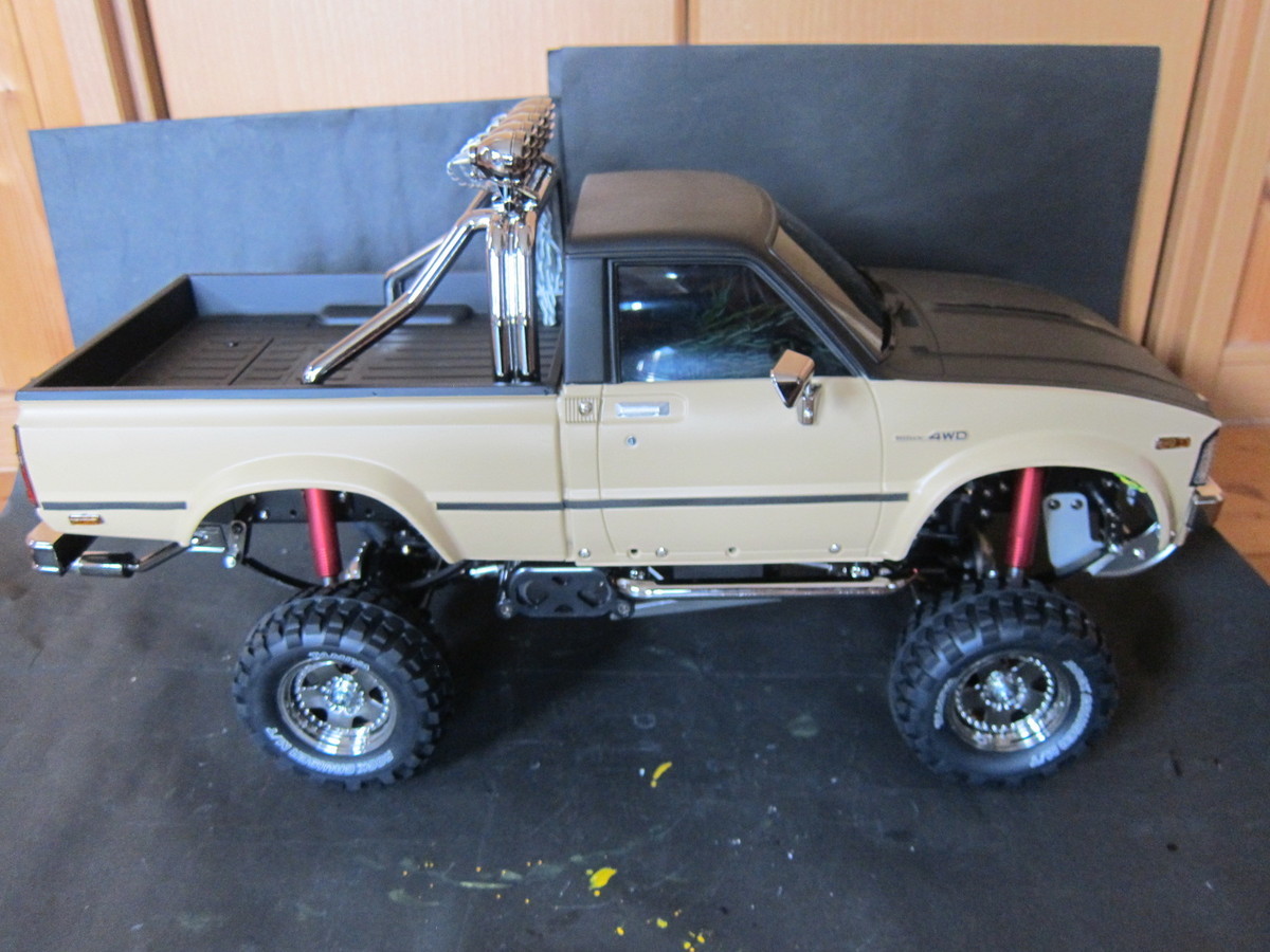 タミヤ 電動RCカーシリーズ 1/10RC トヨタ ハイラックス