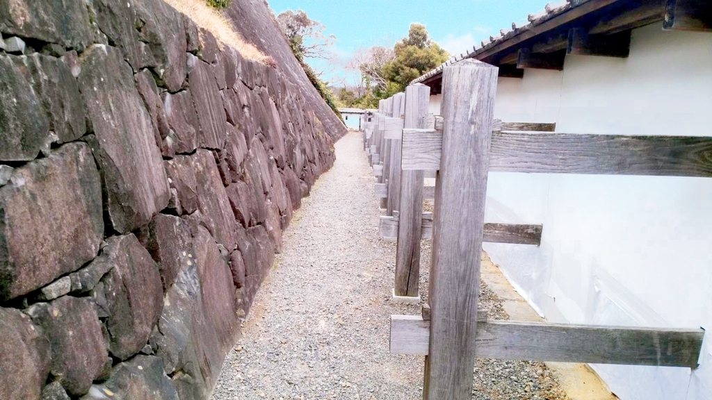 御殿の横道 御殿の横道