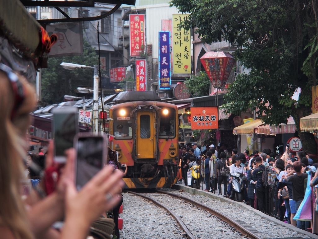 電車　爆睡　素人 