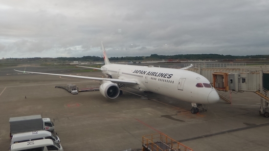 成田 ハノイ Jl751と752便エコノミー搭乗記とノイバイ空港ラウンジ Jgp Sfc夫婦のお気楽旅にっき