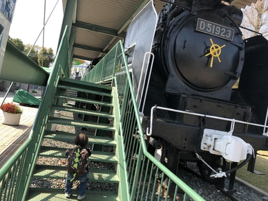 f:id:lycca:20190327001722j:plain f:id:lycca:20190327001722j:plain