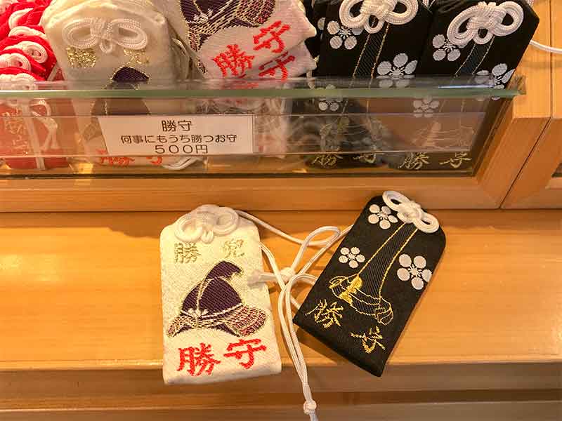 尾山神社 ここぞ という時には加賀藩祖前田利家公と御正室お松の方を祀っている 尾山神社 で必勝祈願 てふてふさんぽ